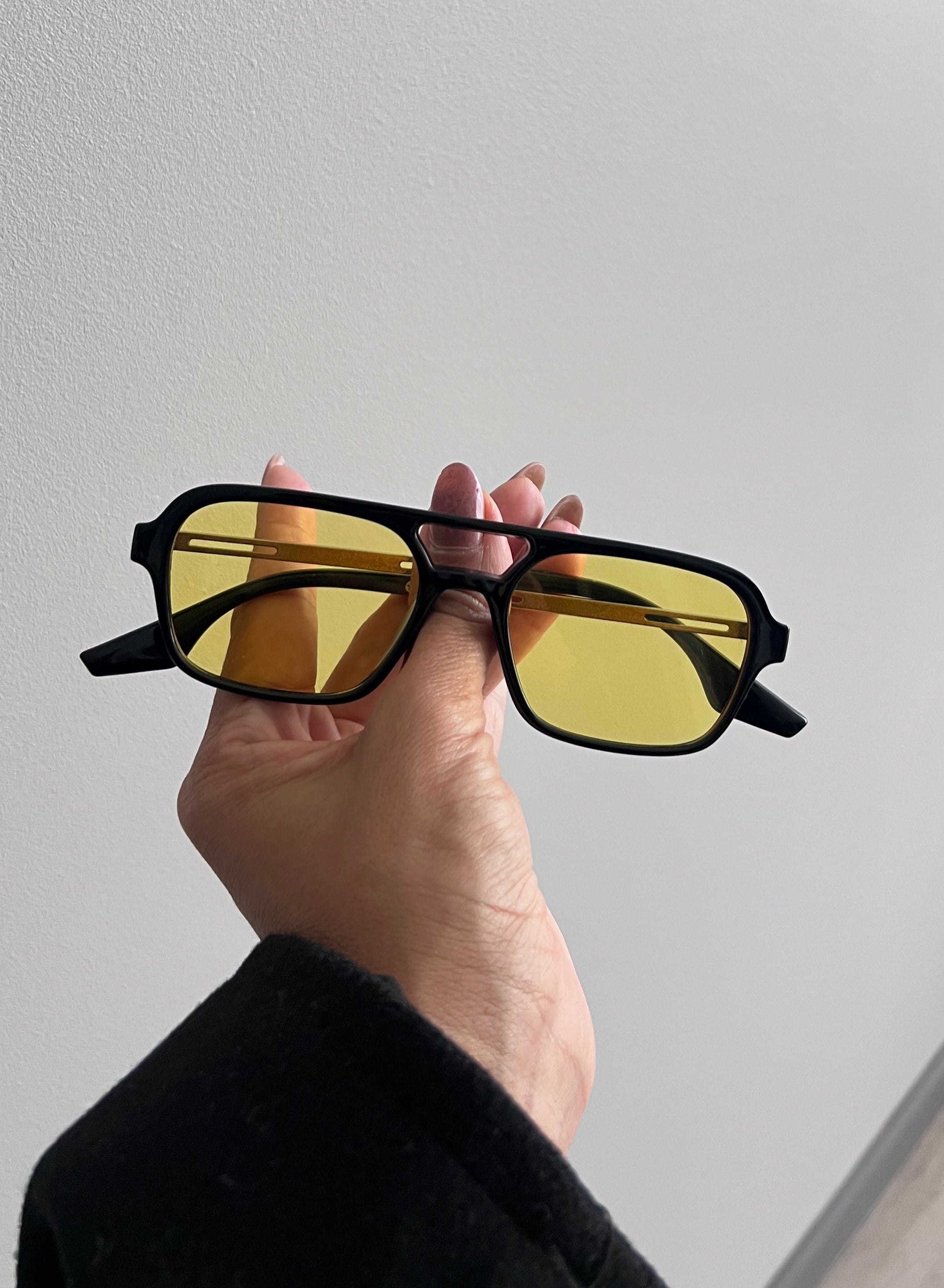 Lentes de sol en tendencia amarillo